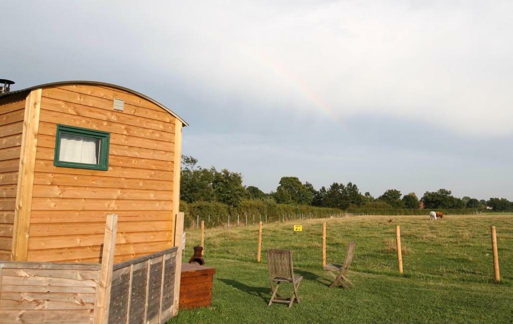 Shepherdshuts-Southeast Hotel Ashford  Exterior photo